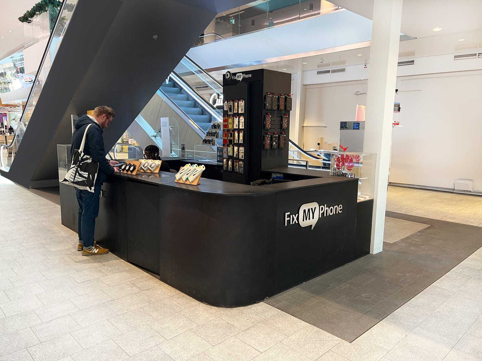 Stockholm, Gallerian City